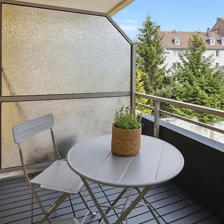 - Parkplatz, Citynah, Lift - Naehe Dus & Dortmund & Koeln & Essen Apartment