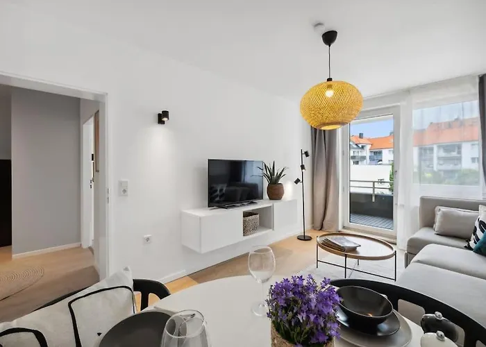 - Parkplatz, Citynah, Lift - Naehe Dus & Dortmund & Koeln & Essen